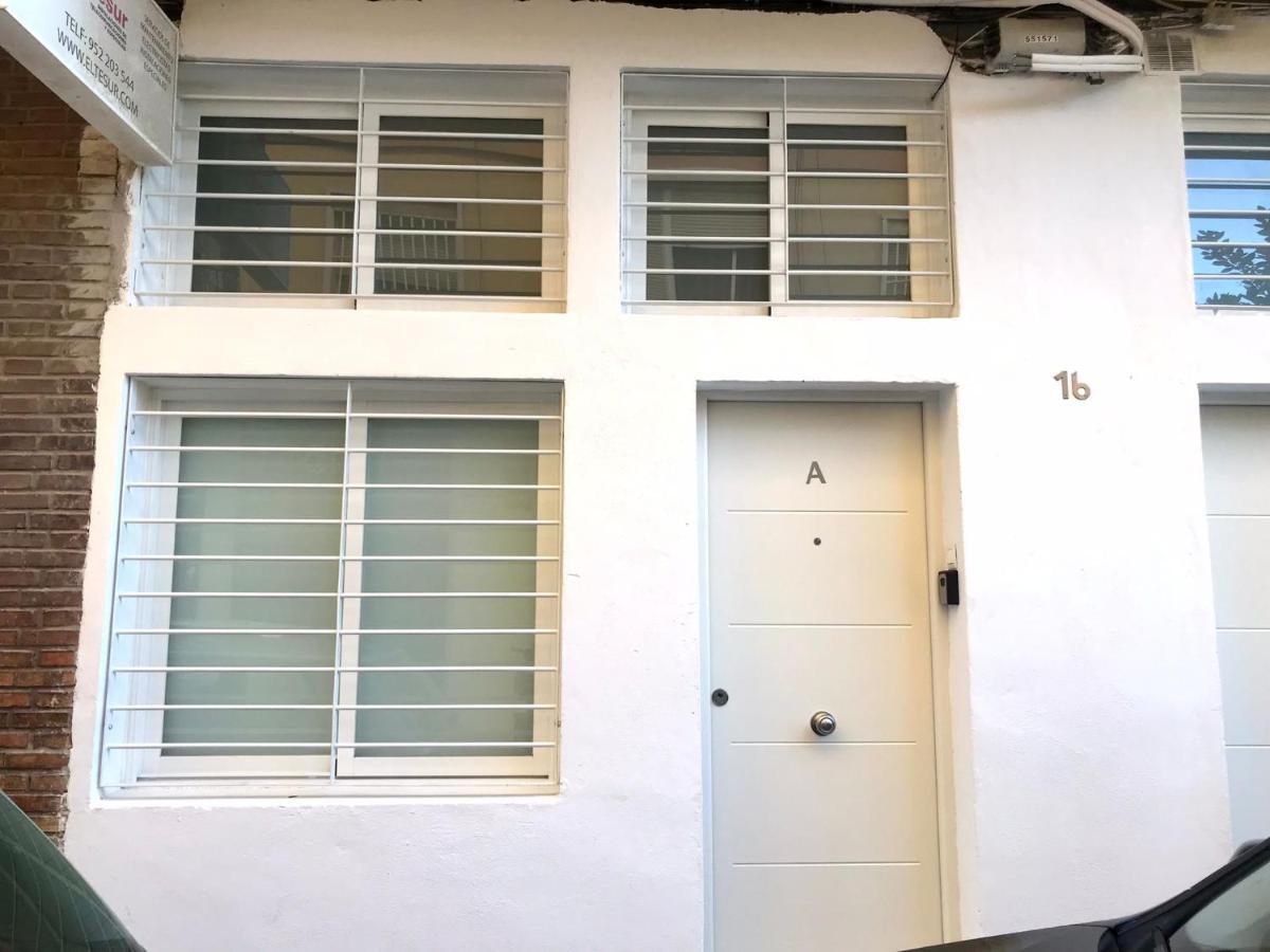 Munilla & Beach By Ele Apartments مالقة المظهر الخارجي الصورة